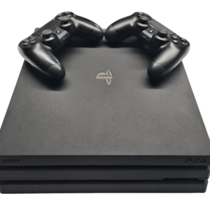 PlayStation 4 PRO konsol set fra oven