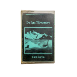 Guni Martin – De fem Tibetanere – Kassettebånd (Brugt)